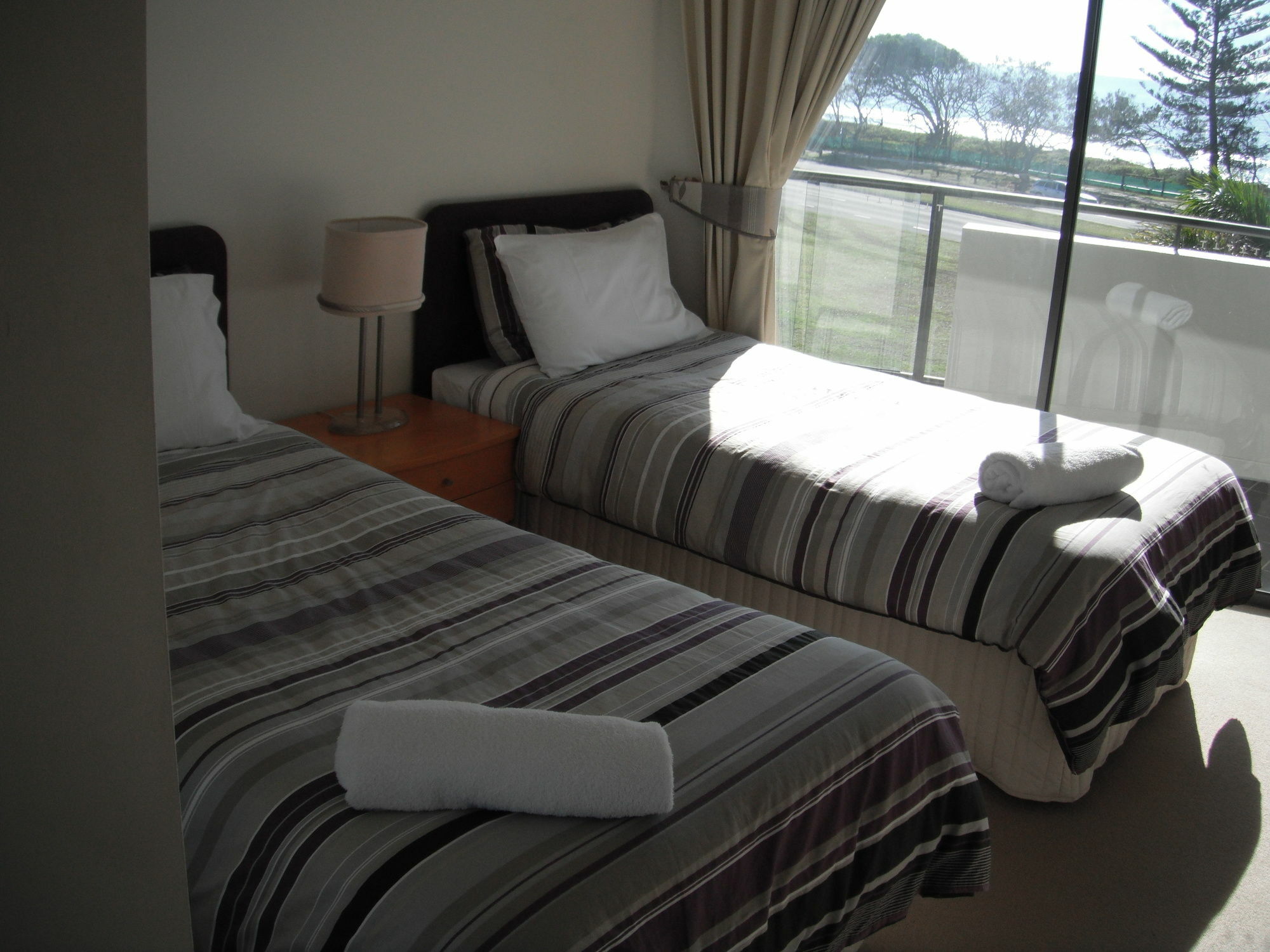 Meridian Alex Beach Apartments Александра-Гедленд Екстер'єр фото